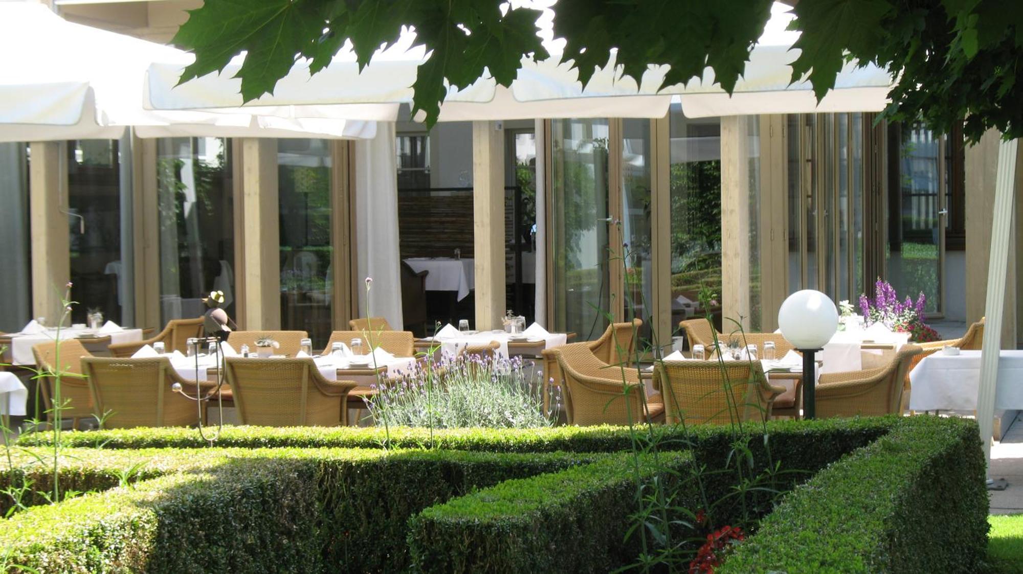 Hotel Schatzmann Triesen Екстериор снимка